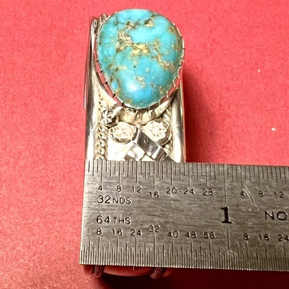 Vintage Sterling Silver Turquoise cuff bracelet signed by Nofchissei. 2 - Picture 5 of 11